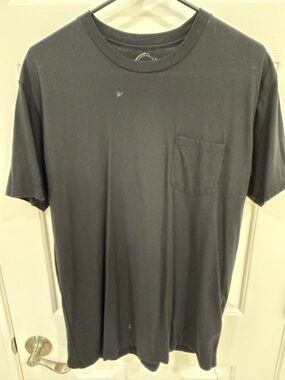 Men's Black Short Sleeve Pocket Crew T-Shirt